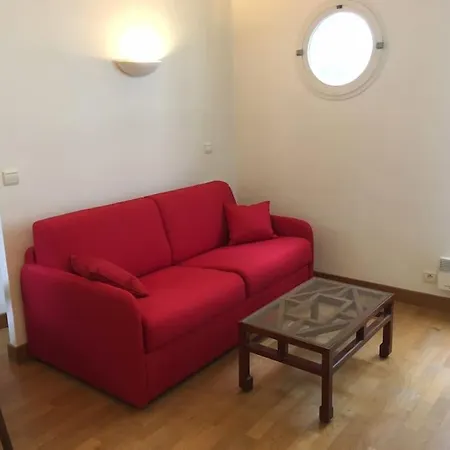 Apartamento Joli Studio Proche De Montmartre París